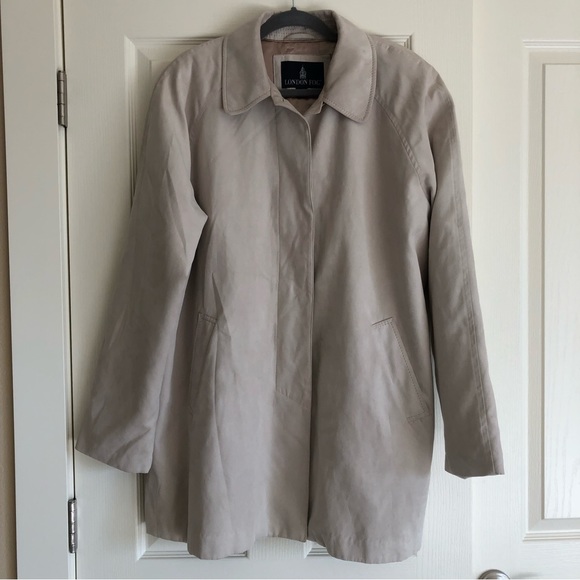 London Fog Four Button Jacket - Picture 2 of 11